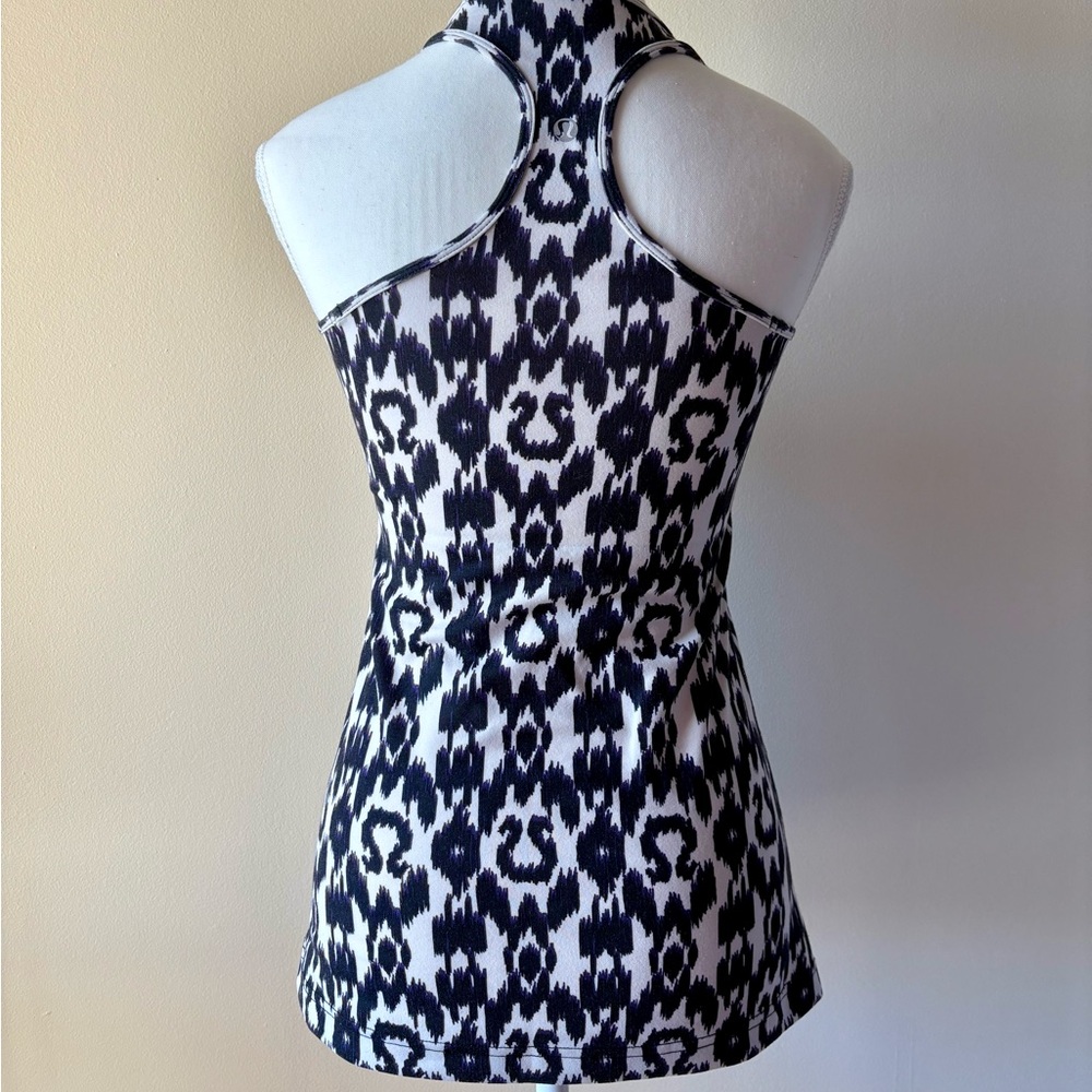 Sz6 Cool Racerback Ikat Print Lululemon